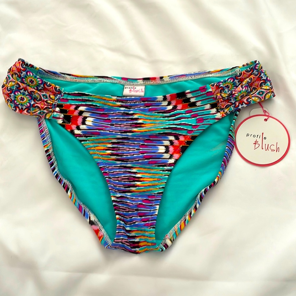 NWT Blush Bikini Bottoms M